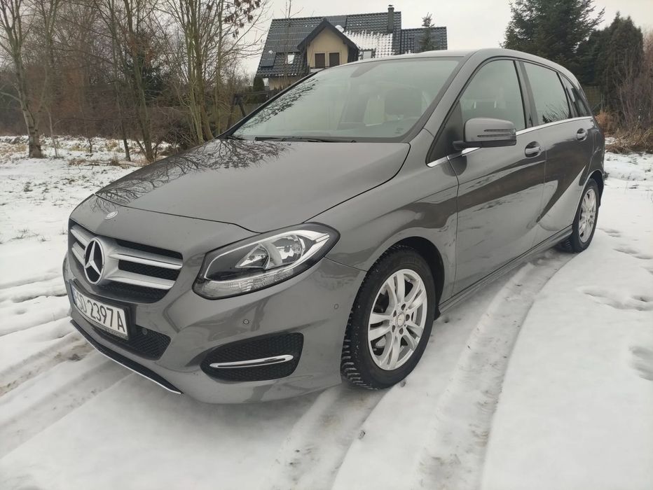 Mercedes-Benz Klasa B B180 Lift, 1.6 16V 122KM, Automat, Navi, Pdc, Hak, Malutki przebieg.