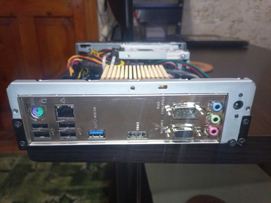 мини ПК неттоп asus j1800