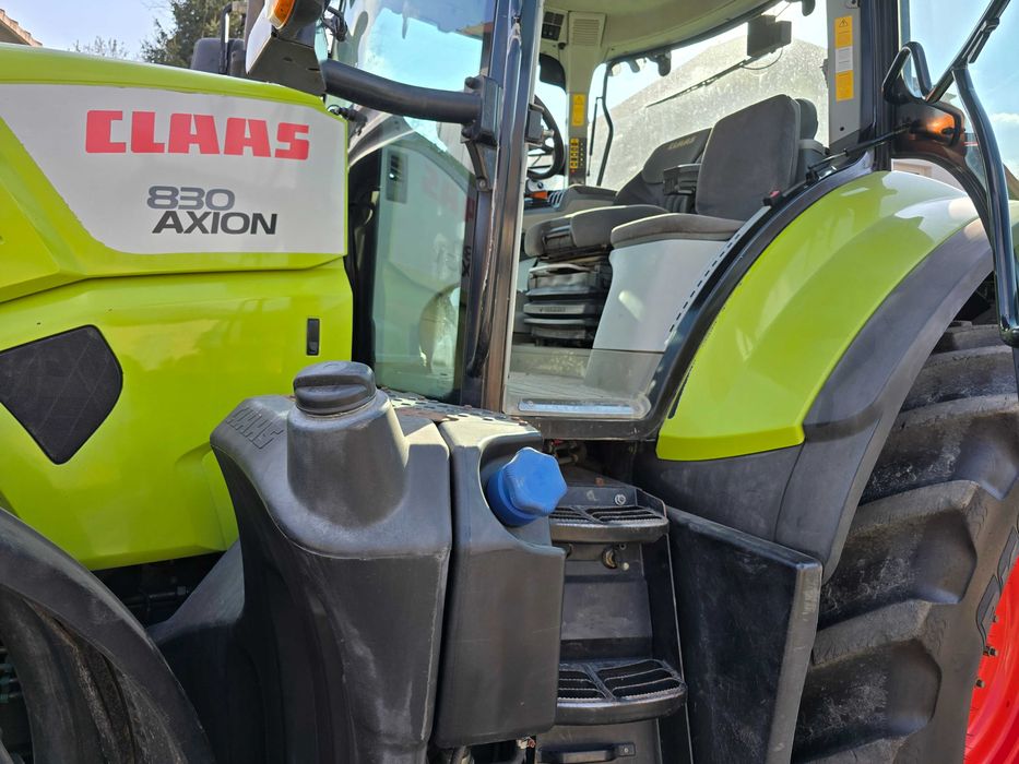 Claas  Axion 830