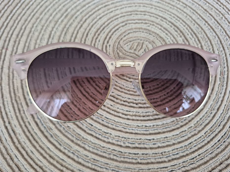 Солнцезащитные очки Пудровые