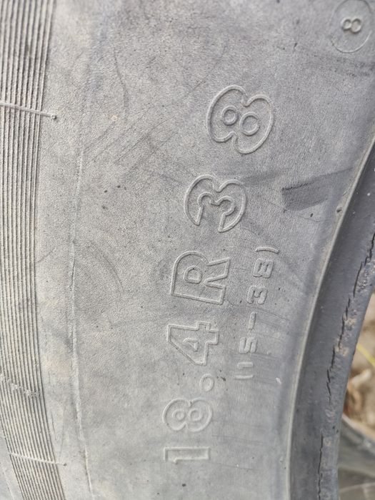 Komplet opon Pirelli 12.4 R20 wznacniane okazja MTZ Belarus Białoruś