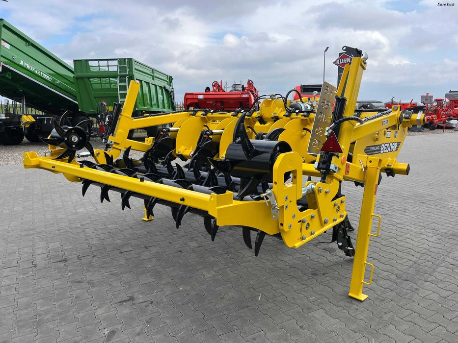 Bednar Terraland TN 3000 HD7R, Pług dłutowy