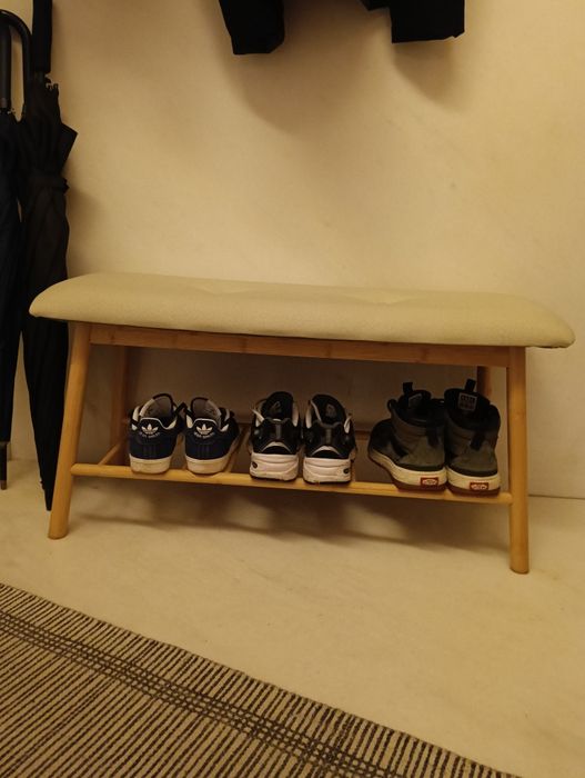 Banco almofadado -  Homa