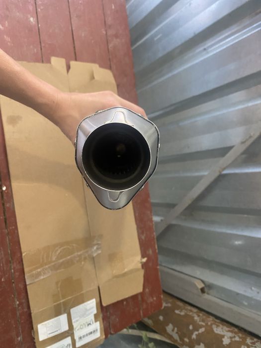 Труба АКРАПОВИЧ новий