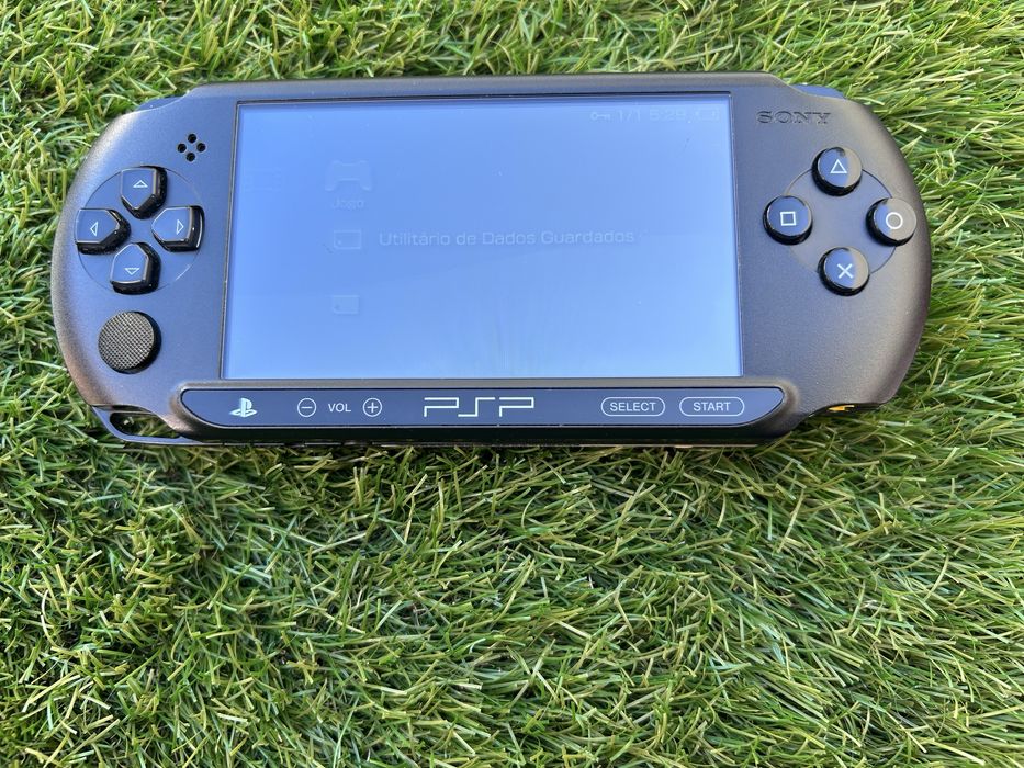 PSP E1000 “Street” Preto