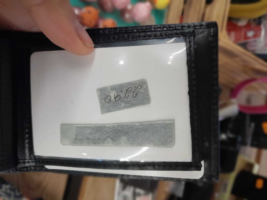 Carteira porta moedas e cartões de pele Rubre