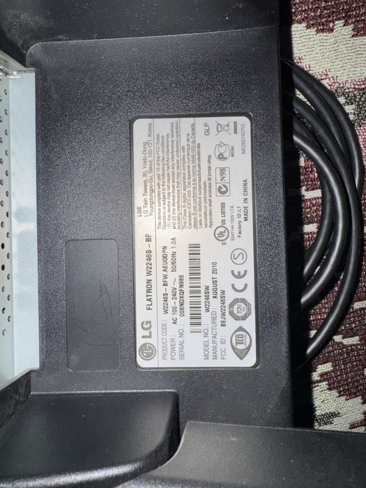 Монітор LG Flatron W2246SW 60 HZ