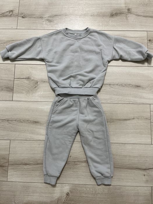 Костюм трьохнитка