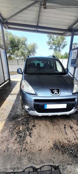 Peugeot Partner 5 lugares