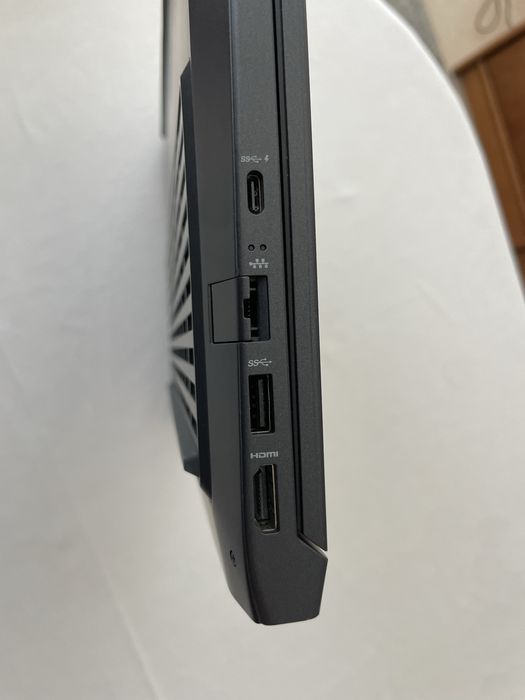 Portátil Gaming HP praticamente novo