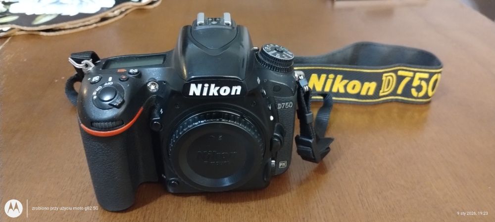 Nikon D 750 body