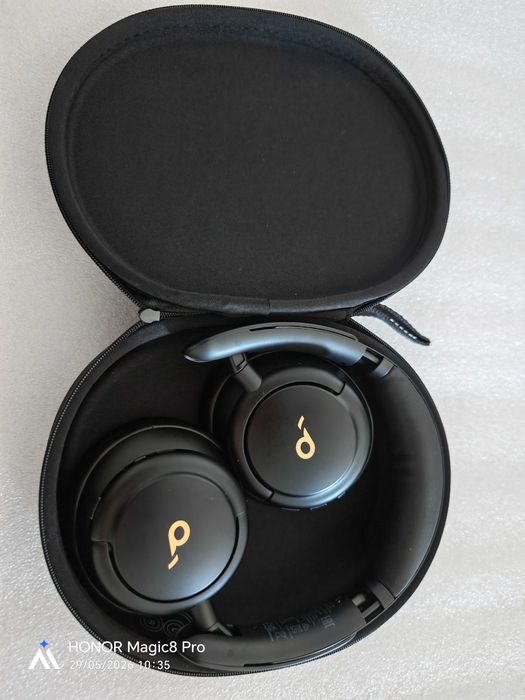 Headphones Soundcore Life Q30