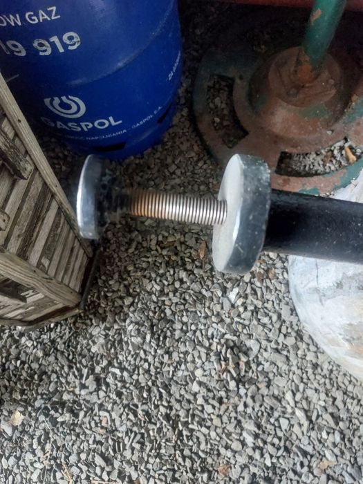 Rozpory stalowe z regulacją