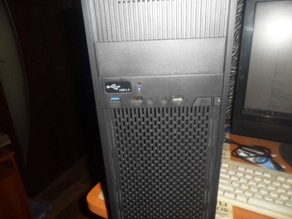 Современный пк Rуzen 7 1700 8 ядер 16 потоков видеокарта 8гб\16гбддр4