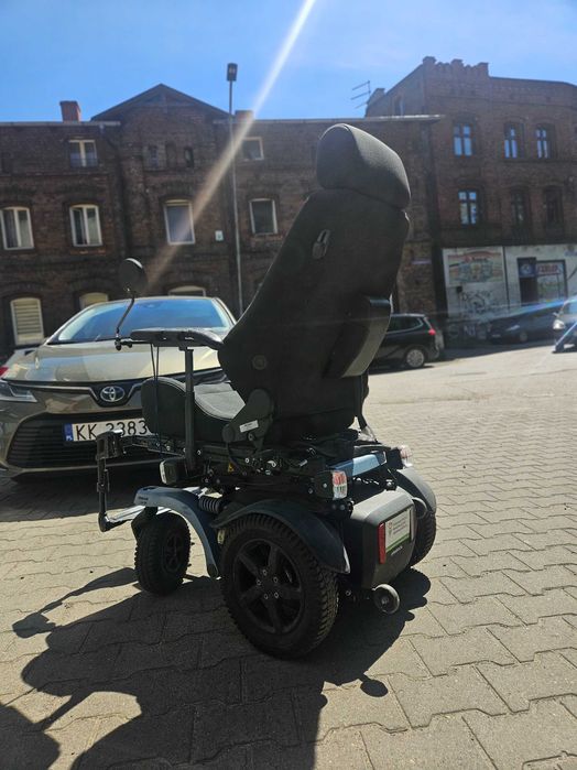 wózek inwalidzki elektryczny Ottobock Juvo B5