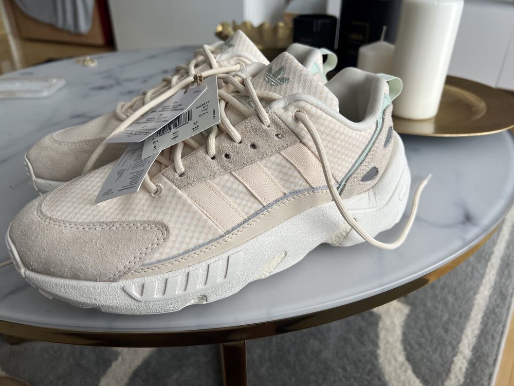 ｋｓｋ Khaki sneakersy z z dziurkowaną cholewką CASPEROS