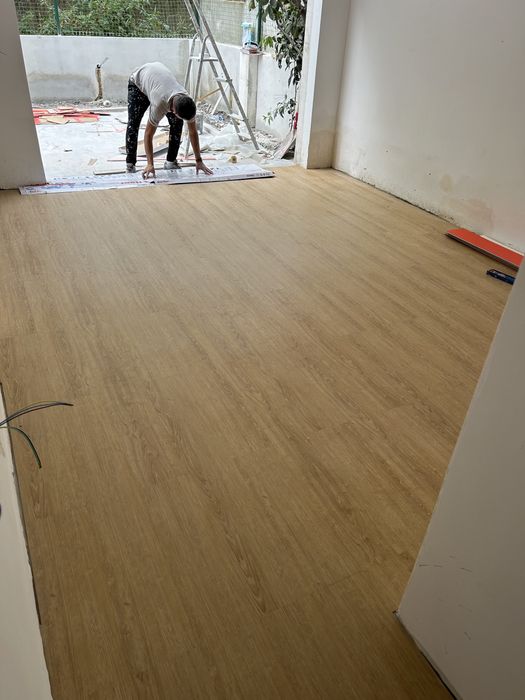 Pintura , pladur , chão flutuante, paredes divisorias