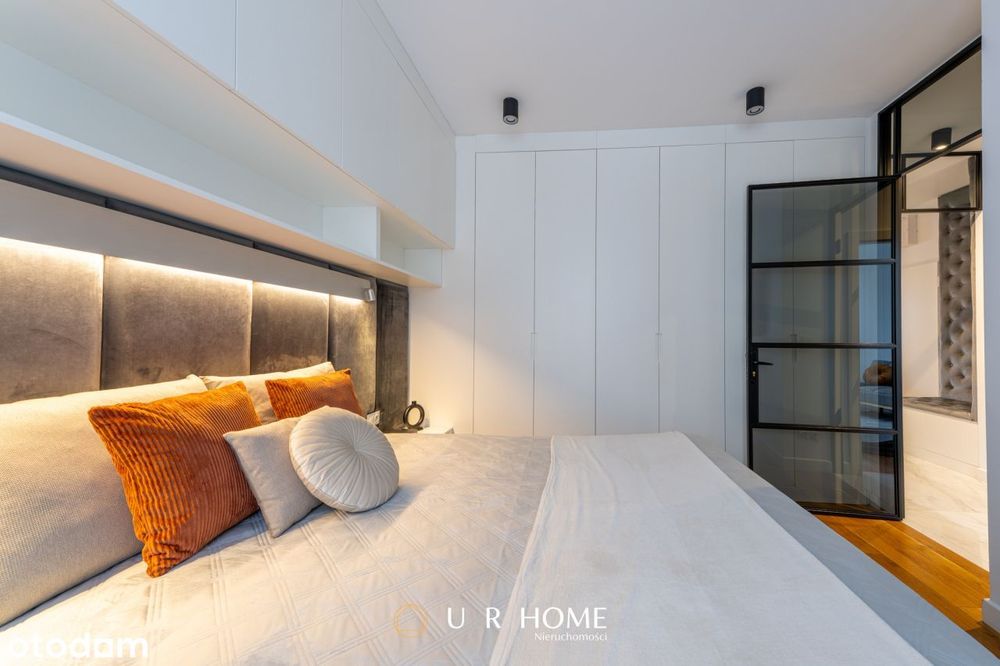 Elegancki apartament z garderobą, garażem i komórk