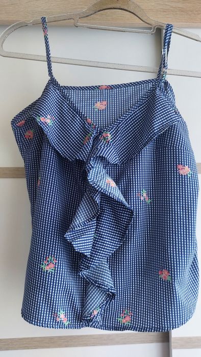 Bluzka na ramiączkach biało niebieska z kwiatami Takko Fashion 38 fa