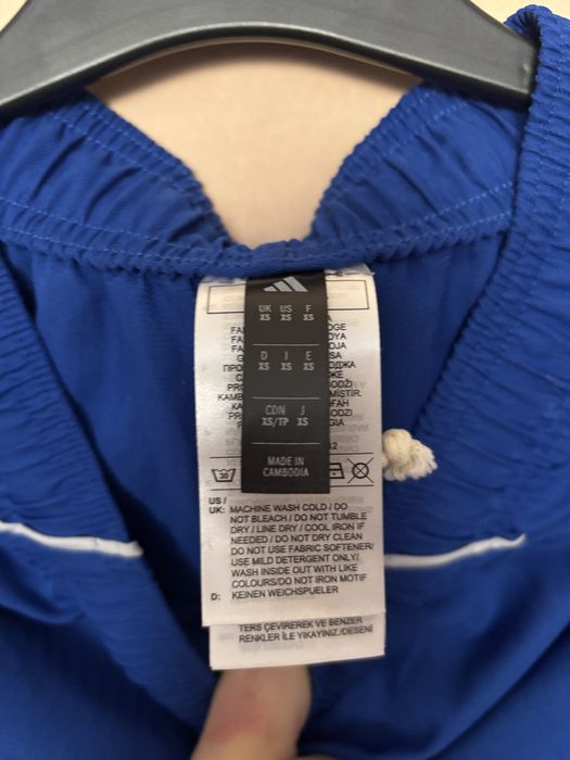 Продам шорти адідас новоі колекції!
