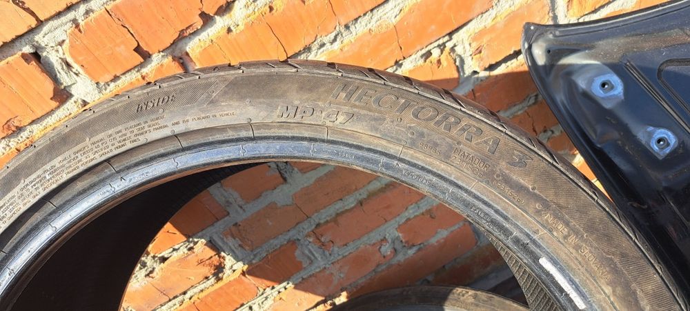 Шини 245/35 r19 Matador