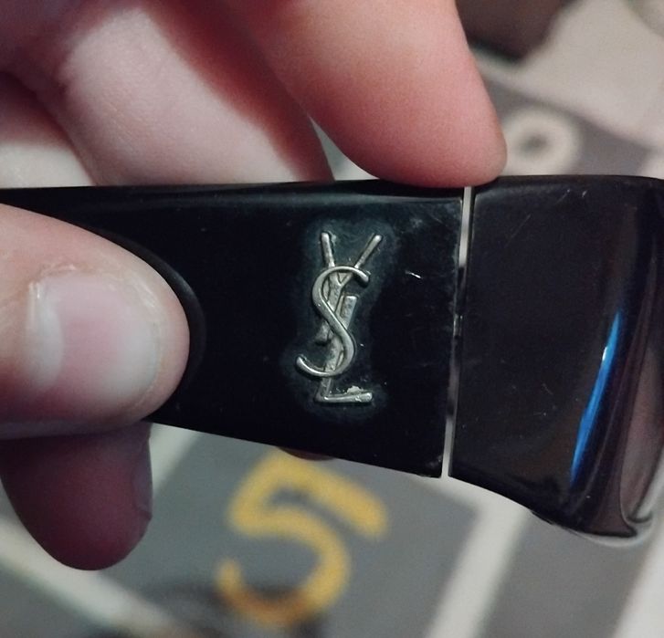 Óculos Yves Saint Laurent