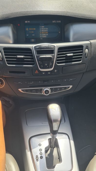 Renault Laguna Coupé III Bose Edition 2.0 dCi 150 cv Automático