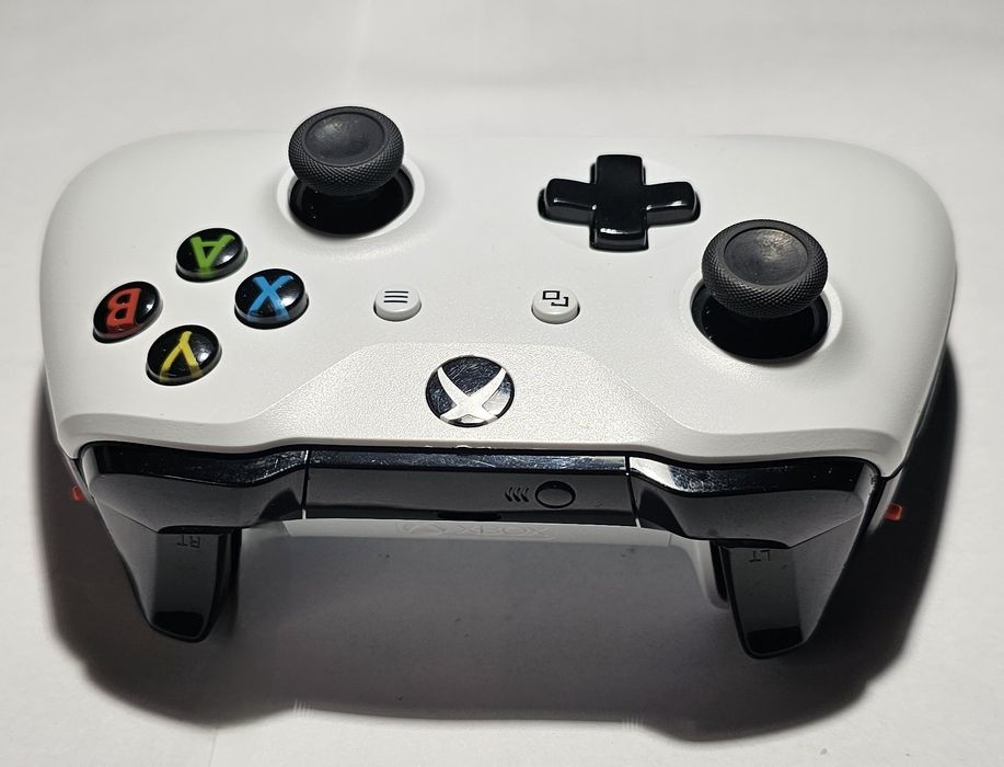 Oryginalny Gamingowy Pad Kontroler Xbox One/ X XBox series X S Bionic