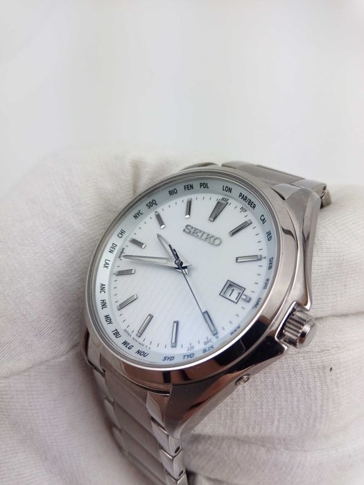 Японские часы Seiko Solar SBTM287 титан, радиоконтроль, сапфир, мировое время, Japan made