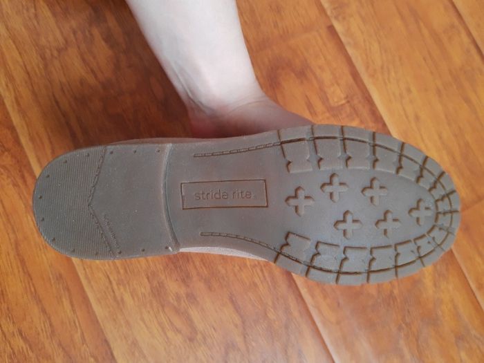 Нові черевики, туфлі замшеві демиісезон для дівчинки бренд Stride Rite