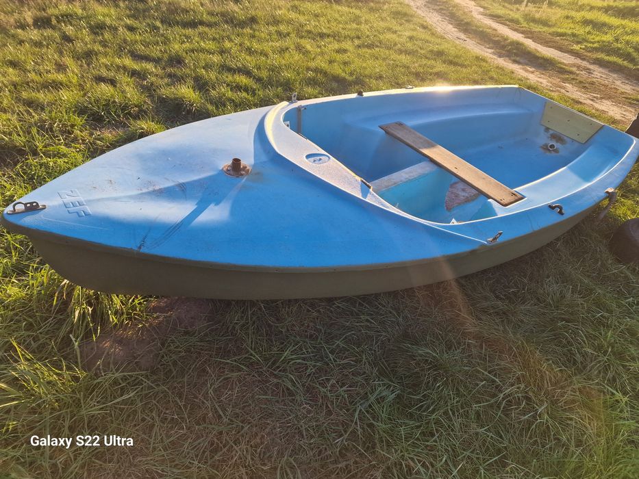 Łódź wędkarska z