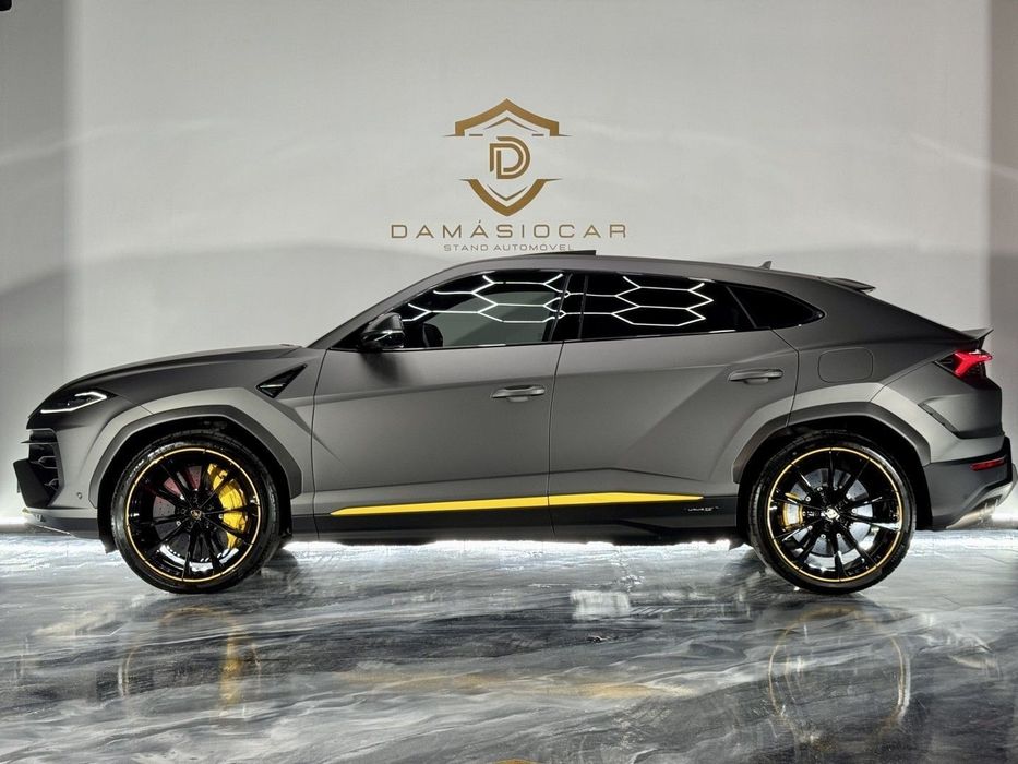 Lamborghini Urus 4.0 V8 SE