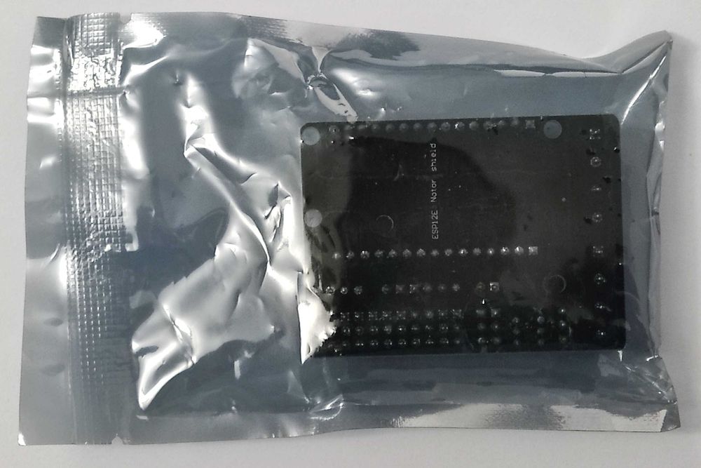 ARDUINO Motor Shield ESP12E (2x DC / 1x Step Motor)