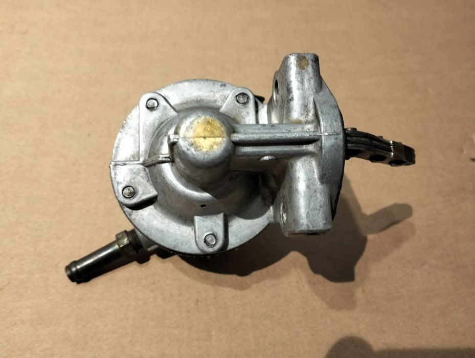 Bomba de Gasolina Toyota Corolla/ Starlet Motor K