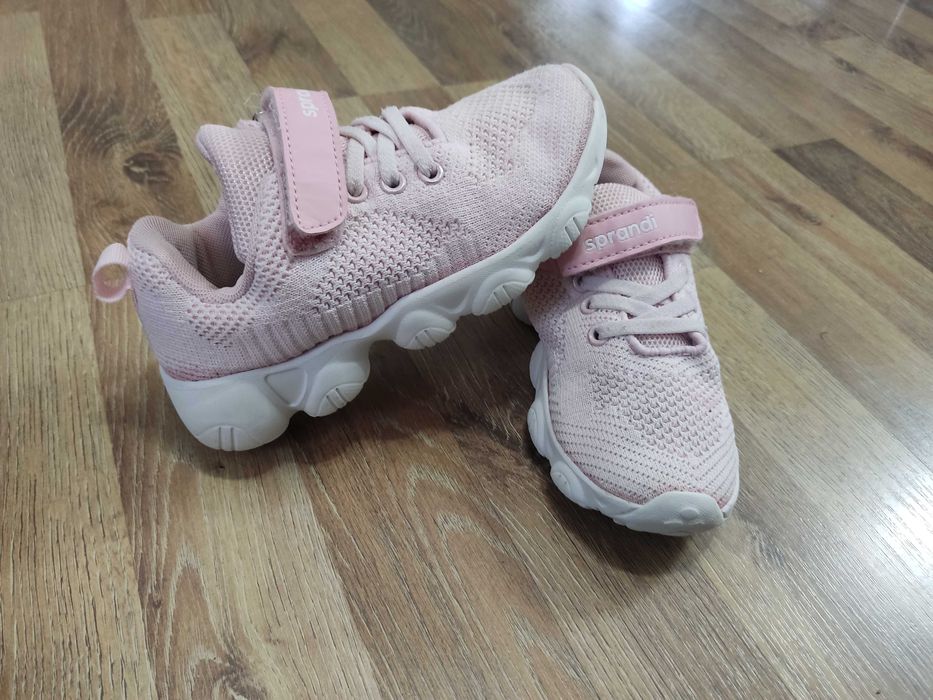 Buty sportowe dziewczęce r 29 Sprandi