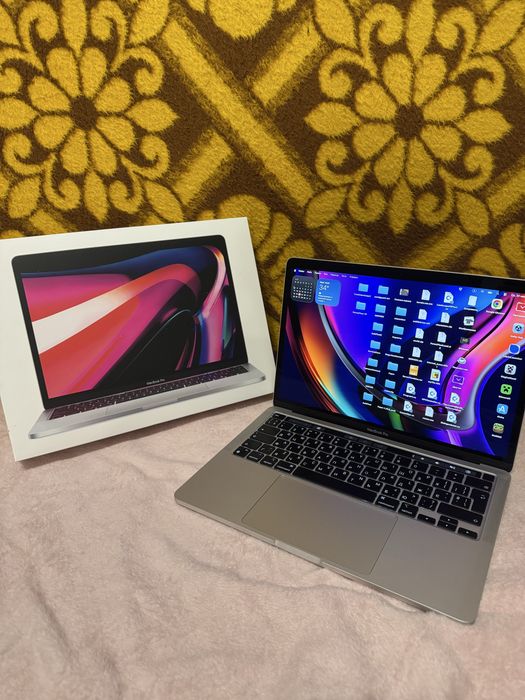 MacBook Pro 2022 M2 с коробкой и чеком