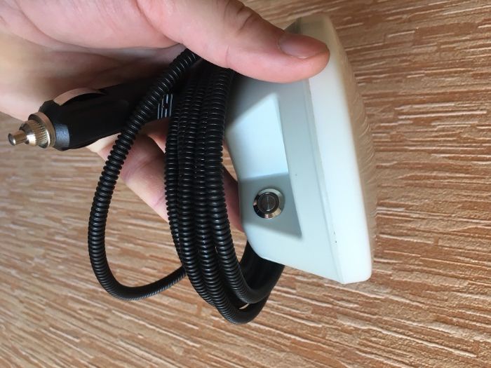 GPS антена для системи паралельного водіння, курсовказівника