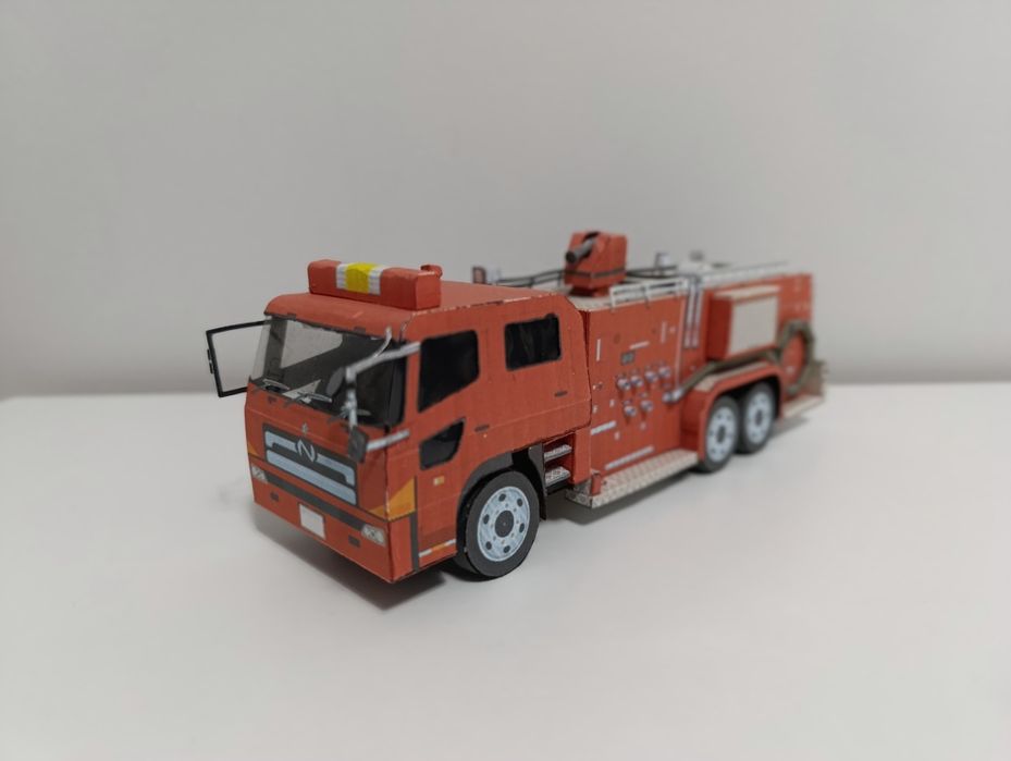 Model kartonowy samochód  ciężarówka straż pożarna fire Chiny zabawka