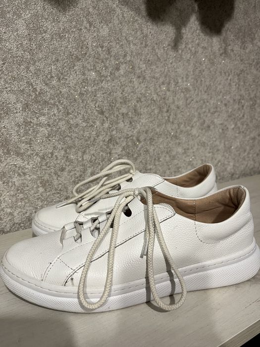 Шкіряні кеди