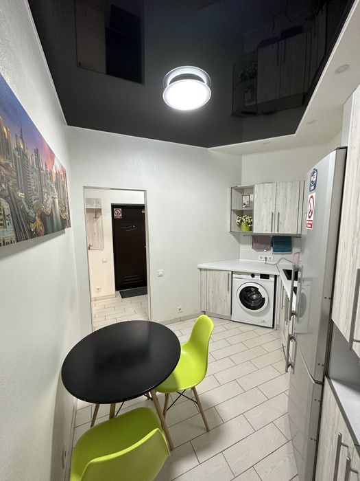 Центр #3 Yellow Wall apartment . Центр Новострой, с бомбоубежищем