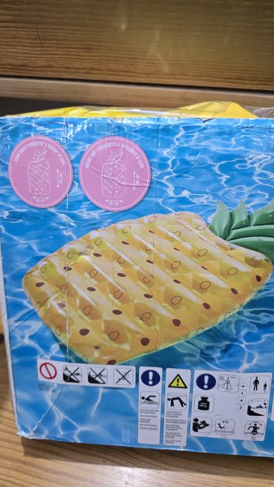 Colchão insuflável Ananás