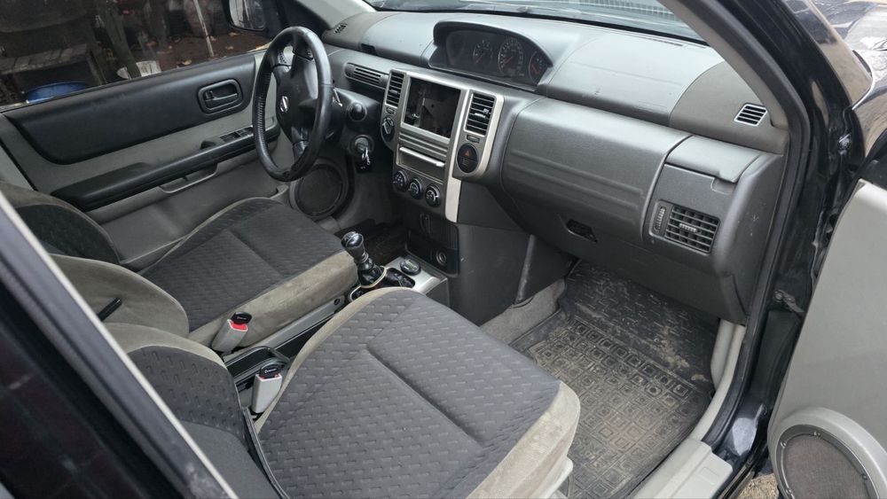 Шрот запчастини розбор Ніссан Ікстрейл 2.2дизель 2004рік