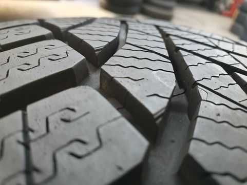 4x 165/70R14 Zimowe Falken Eurowinter HS02, 2022 rok 7 mm