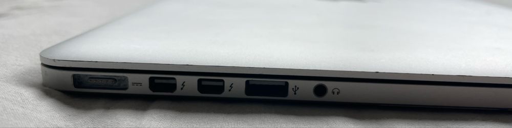 MacBook Pro 15'' (Mid-2015) - Fully Functional64862809607426125