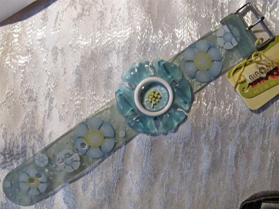 Детские часы в виде цветка мальвы, кварцевые, новые