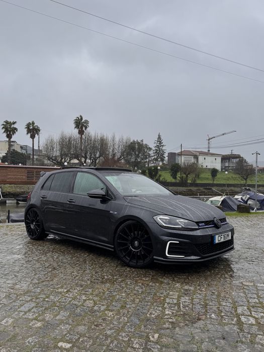 Volkswagen golf GTE