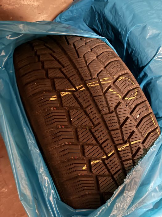 Opony zimowe Viking wintech 235/45 R18 komplet .