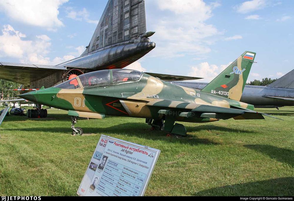 YAK-130 Rússia (Escala 1:72) Planeta DeAgostini y Altaya