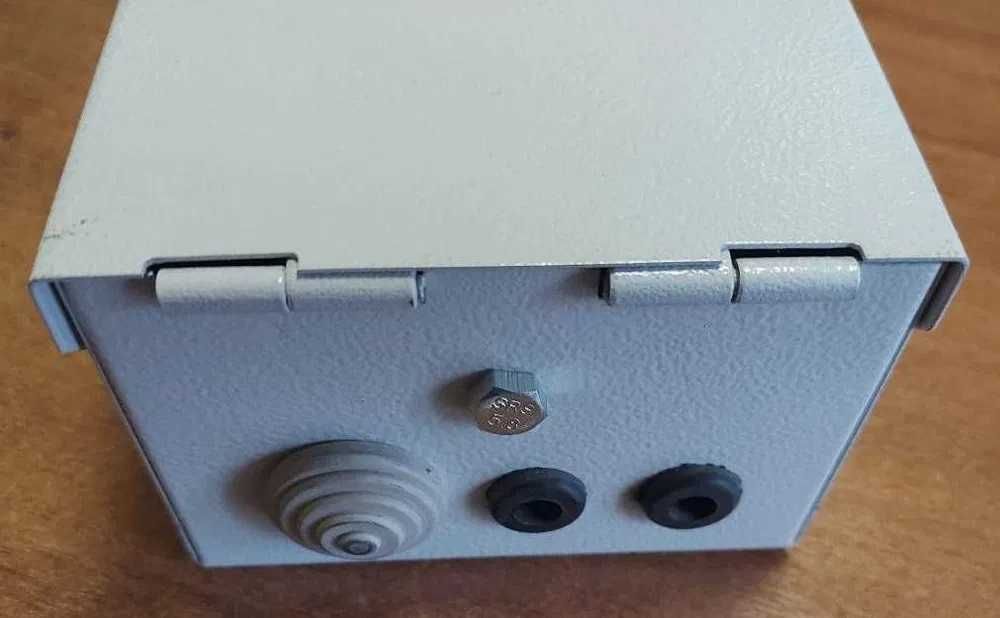 Коробка металлическая, с замком, 270 гр.