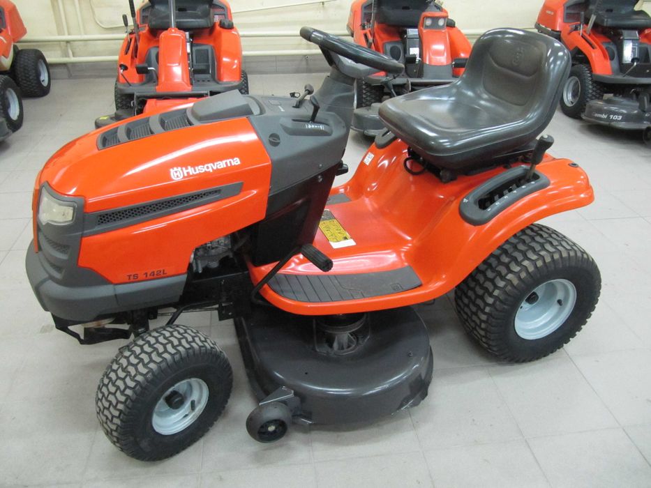 Traktorek kosiarka Husqvarna TS 142L 2018r STAN JAK NOWY